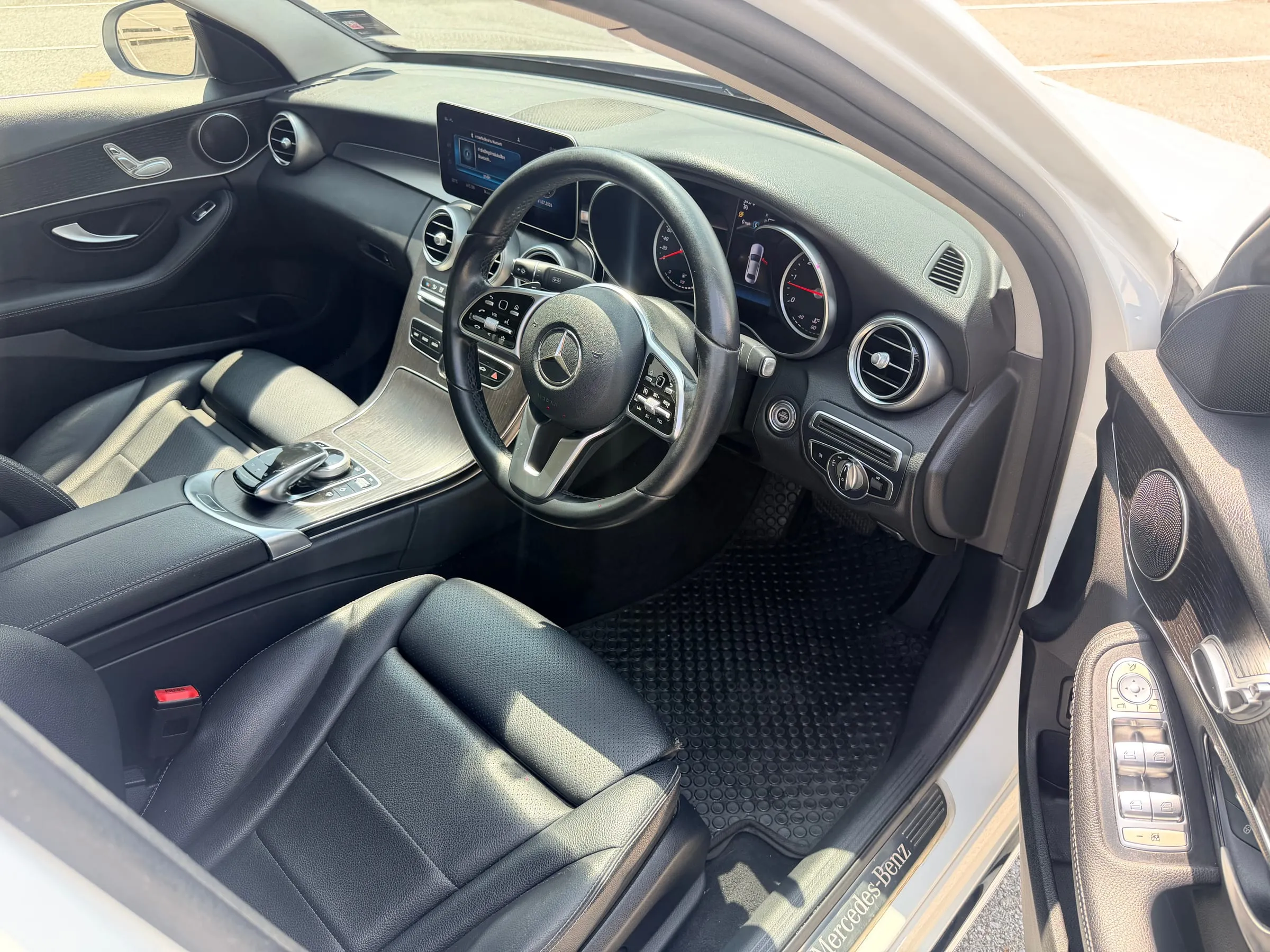 Benz C220 d Avantgarde AT ปี 2021 — รูปที่ 4